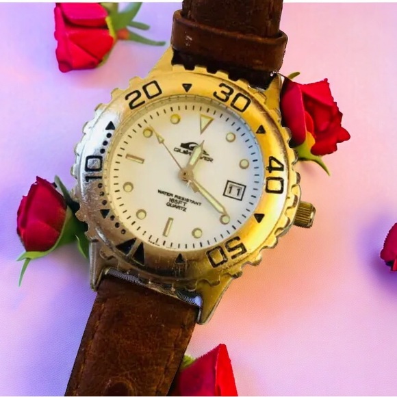 Quicksilver Japan Quartz Watch Stainless Steel Water Resistant 165 ft Womens - Picture 13 of 13